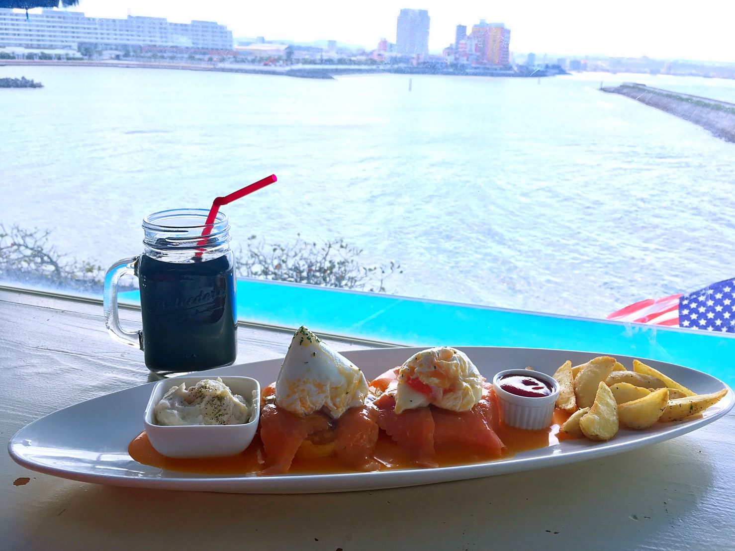 『2017沖繩』私房美食-美麗的早午餐配海景，放鬆無限-海辺の食堂 KUPU KUPU(親子親善)