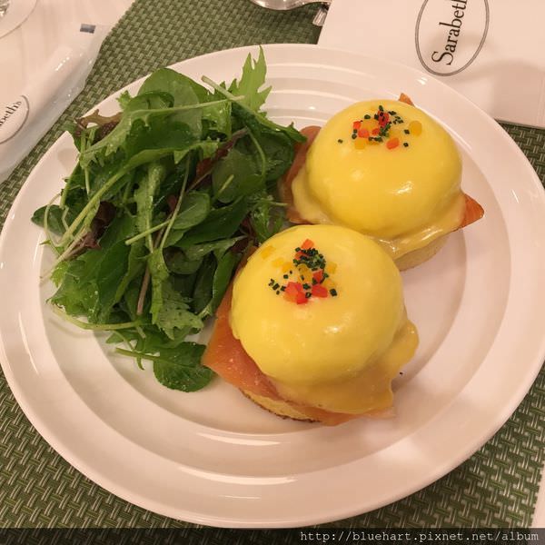 『新宿早餐』日本人會早起排隊的早餐（誘人的班尼迪克蛋）－Sarabeth’s紐約早餐女王